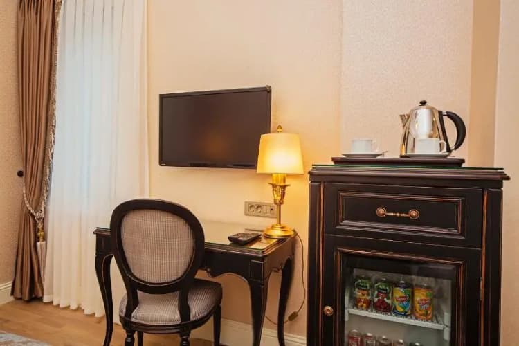 Meroddi La Porta Hotel 3