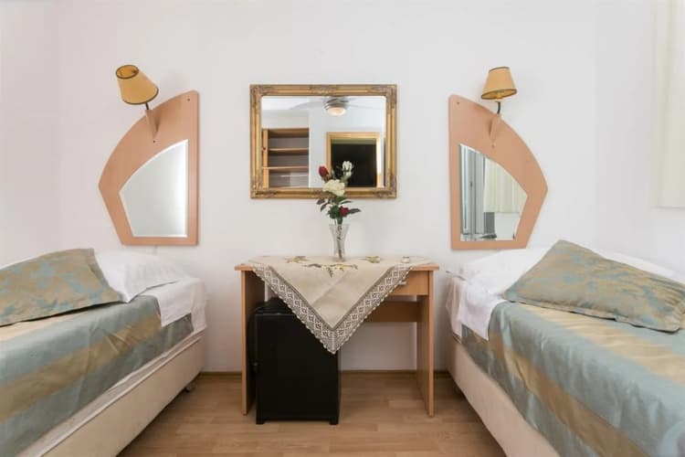Guest House Kusalo 3