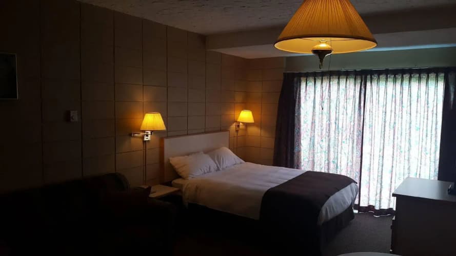Airport Inn 3