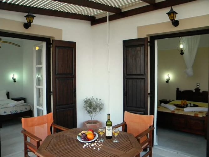 Villa Faros Small Hotel 4
