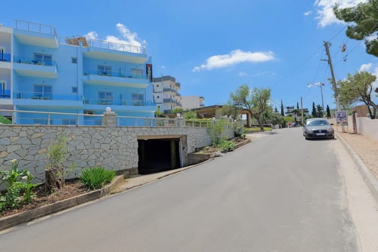Hotel Esmerald Ksamil main
