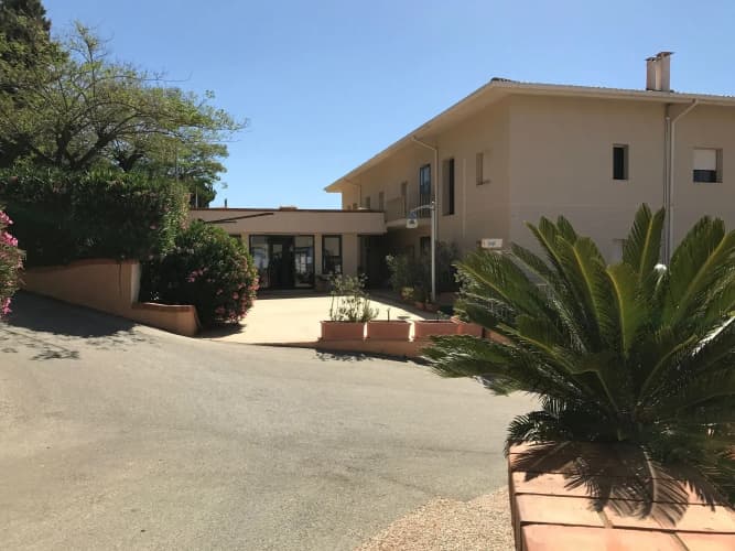 Residence Isabella Sport main