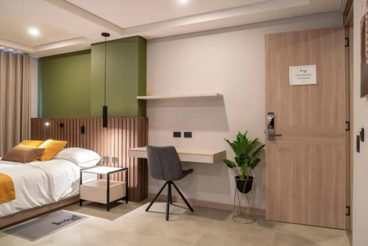 Hotel Living 35 Suites 5