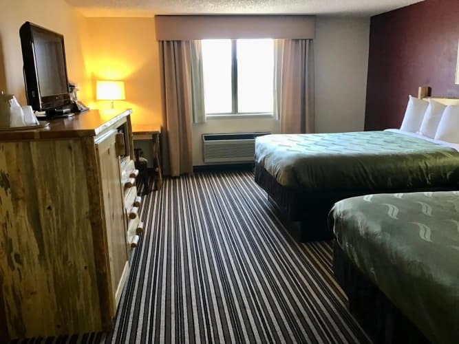 Ramada by Wyndham Butte 5