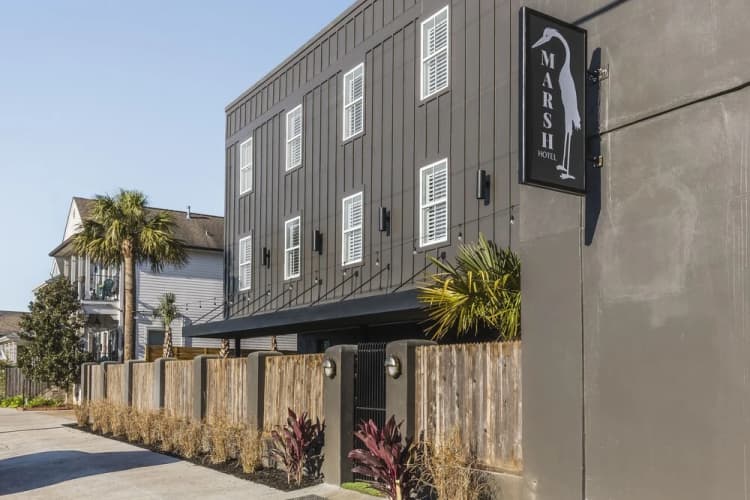 Marsh Hotel 2