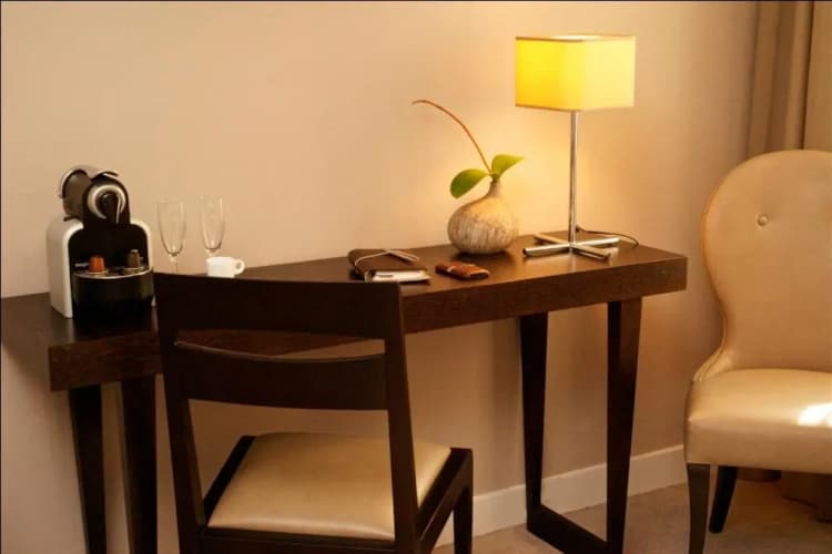 Hotel Opera Frochot 5