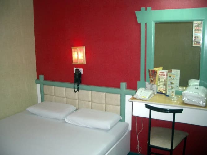 Hotel Sogo San Pedro (Adults Only) 4