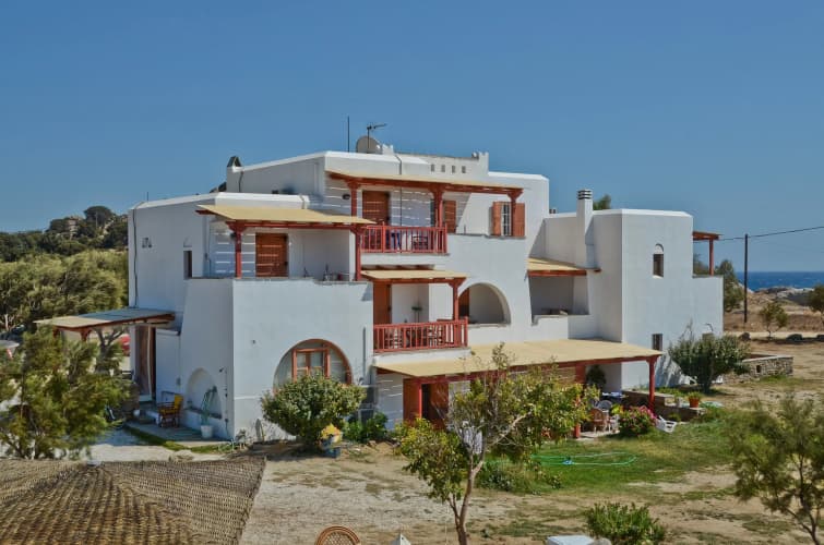 Ydreos Studios & Apartments main