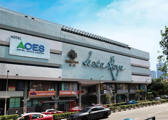 Aces Hotel 2
