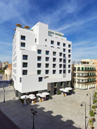 H10 Croma Malaga 2