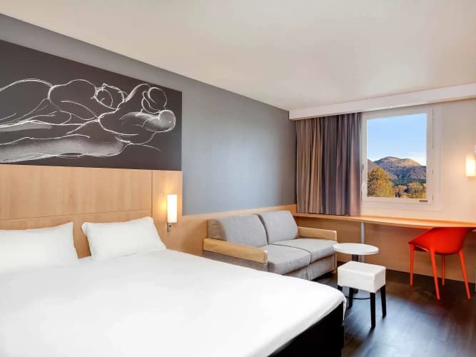 Ibis Clermont-Ferrand Nord Riom 4