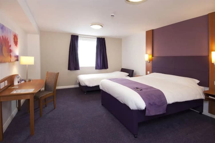 Premier Inn Glasgow East 5