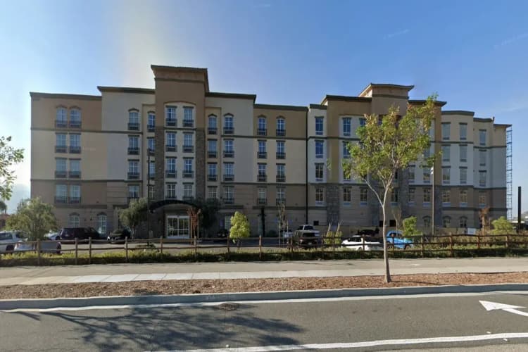 Hampton Inn by Hilton Santa Clarita-Valencia 2