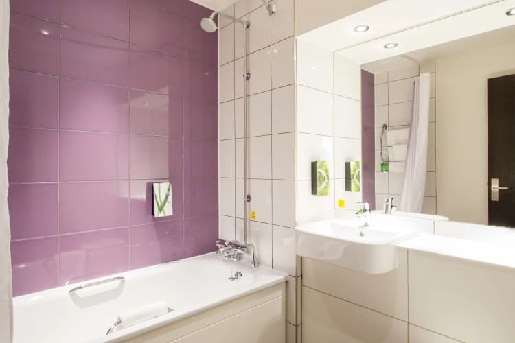 Premier Inn Haverfordwest (North/A40) 5