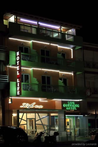 Life Hotel main