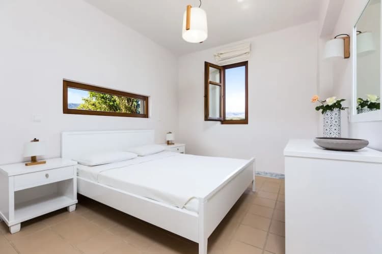 Mikro Livadi Special Lodges 3