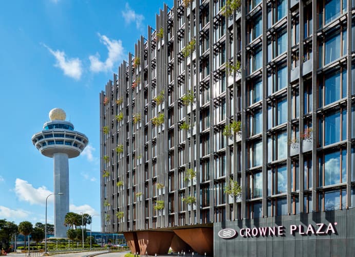 Crowne Plaza Changi Airport 2