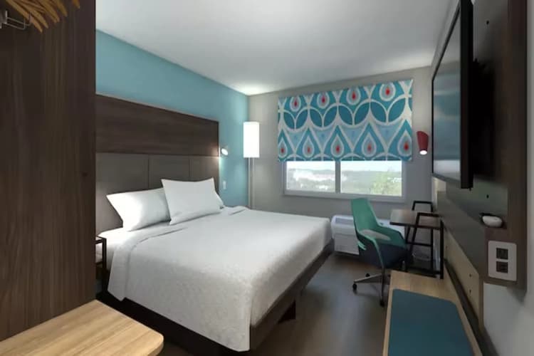 Tru By Hilton Chesapeake Greenbrier 5