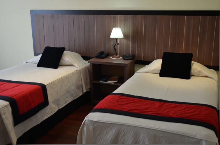Huinid Pioneros Hotel 5