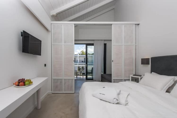 Aqua Bay 5