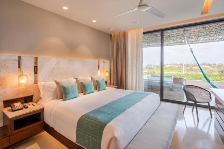 The Club At Solaz Luxury Villas 5