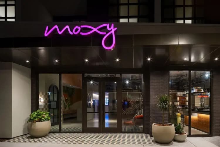 Moxy St. Petersburg Downtown 2