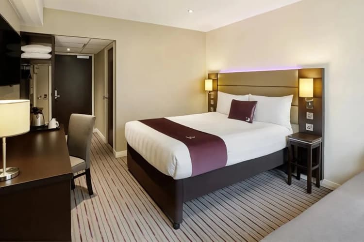Premier Inn Nottingham Arena (London Road) 4