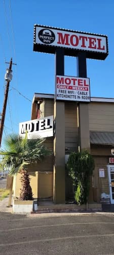 Perfect Inn Motel main