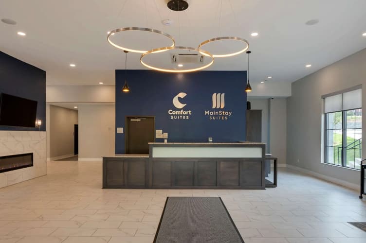 Mainstay Suites Cincinnati 2