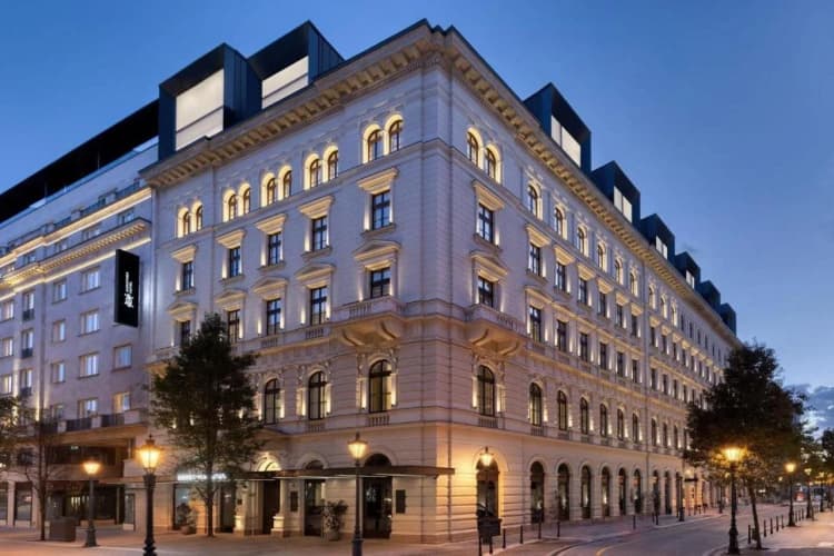 Dorothea Hotel, Budapest, Autograph Collection main