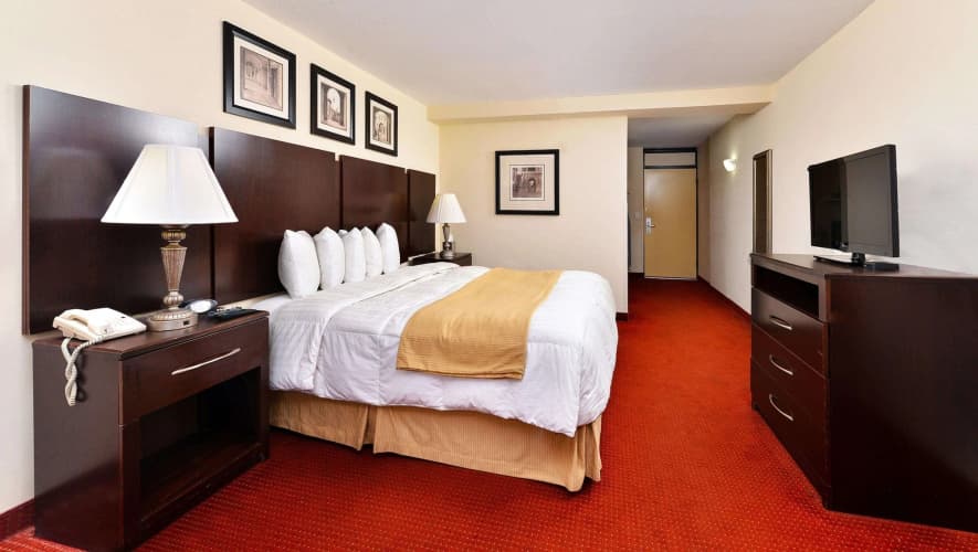 Magnuson Hotel Nashville North 5