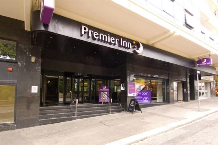 Premier Inn Bournemouth Central 2