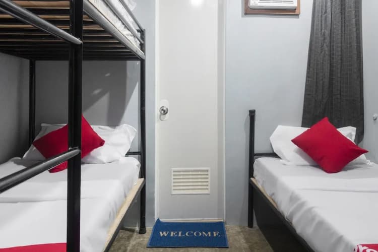 Oyo 561 Abn Hostel main