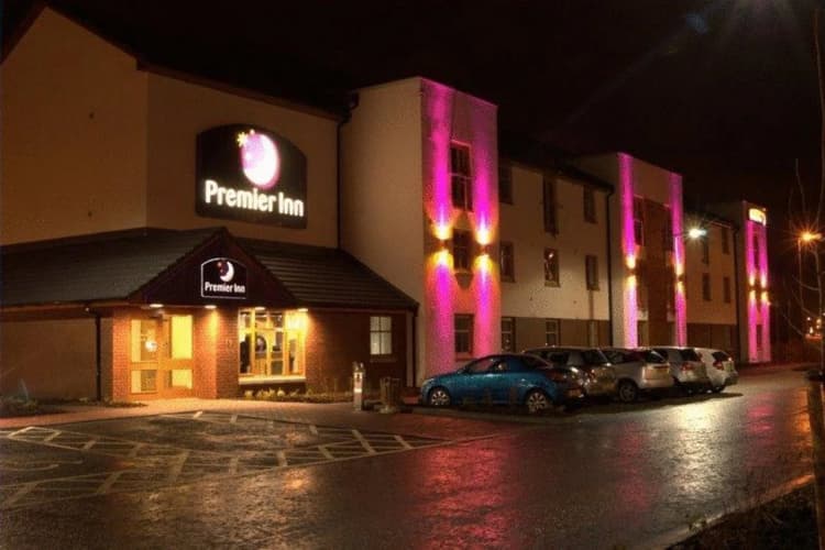 Premier Inn Dumbarton/Loch Lomond 2