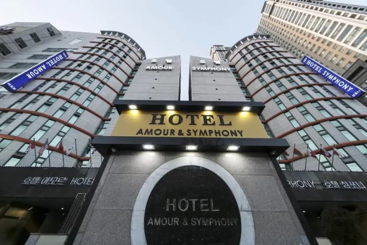 Hotel Amour & Symphony main