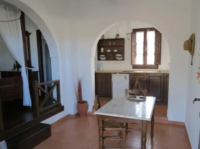Anna Traditional Apartments 3