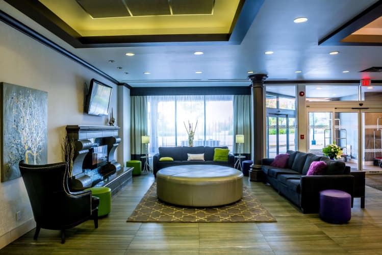 Best Western Plus Village Park Inn 5
