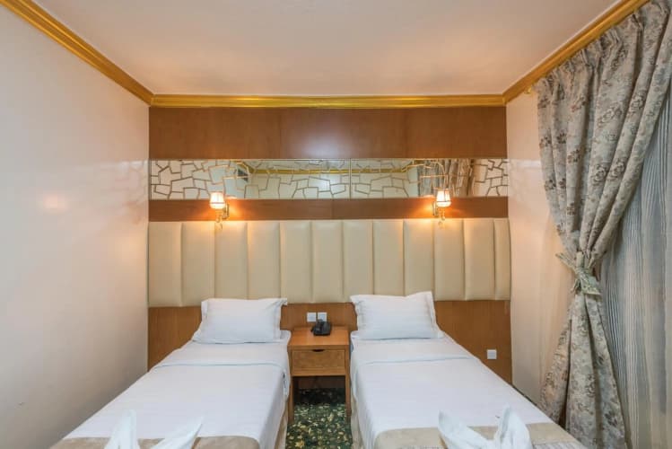 Grand Zowar Hotel 5
