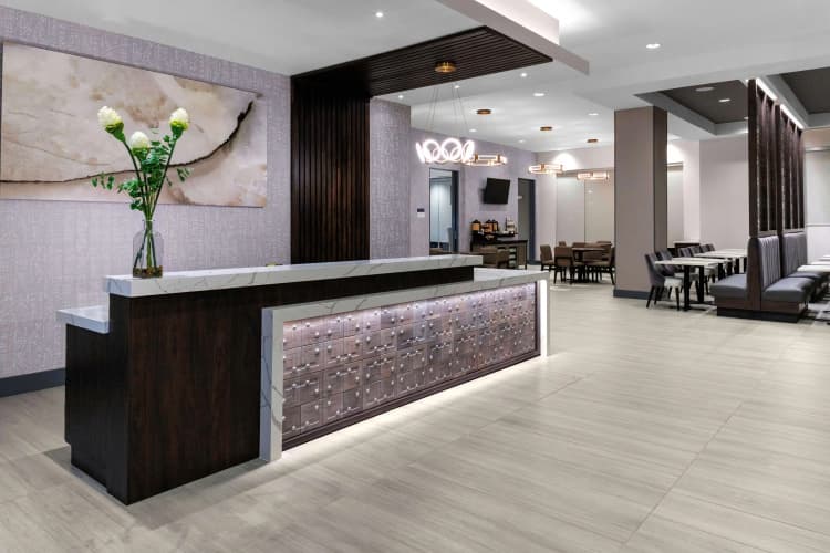 Hyatt House Charlotte / Rea Farms 3