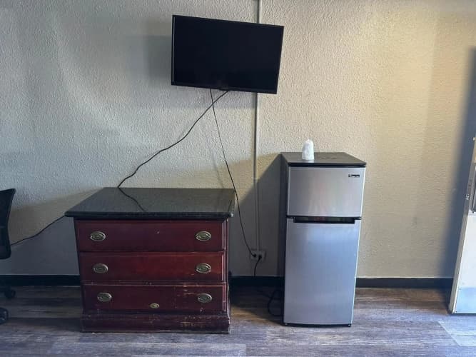 Miami Inn & Suites 3