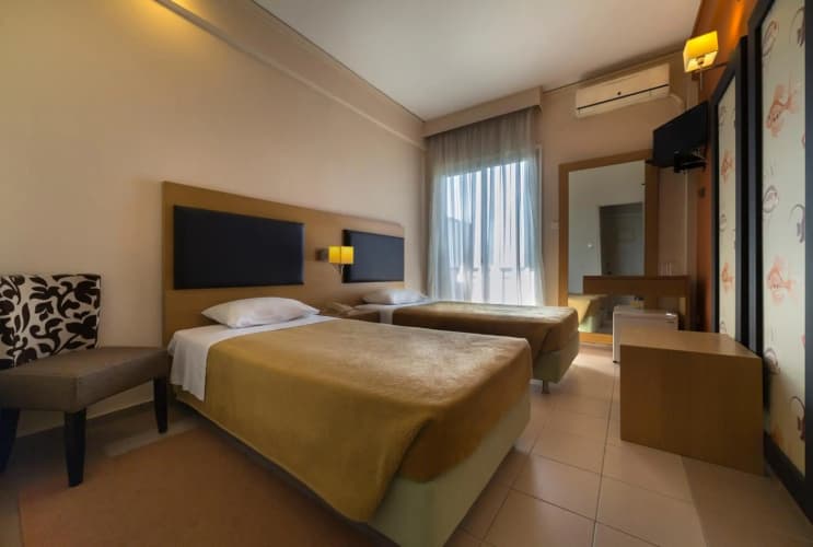 Delfini Hotel 4