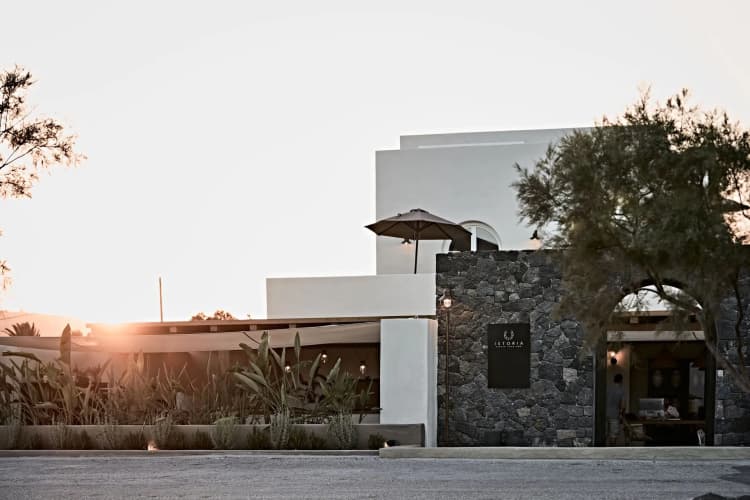 Istoria Hotel 2
