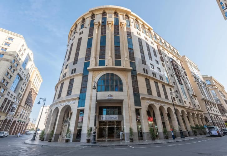 Grand Zowar Hotel main