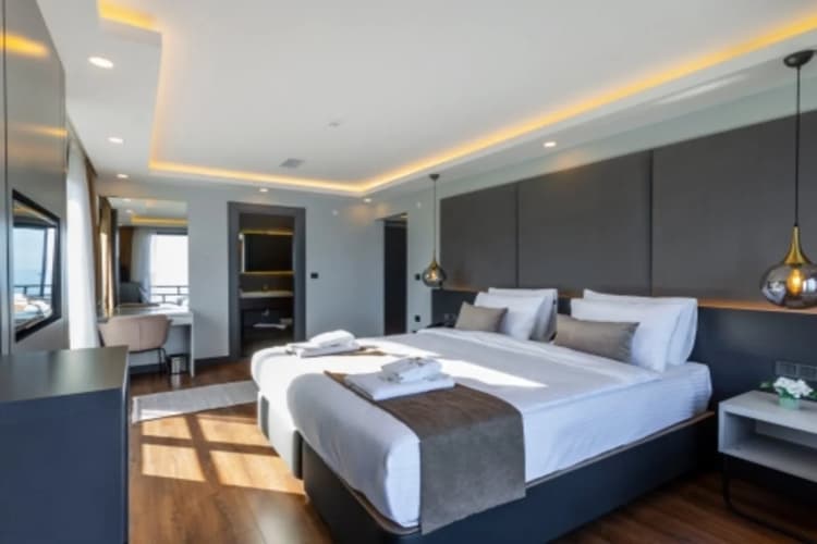 Santana Otel 3