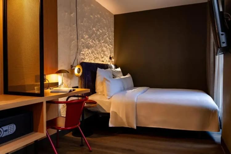 Letoh Letoh Sevilla 4