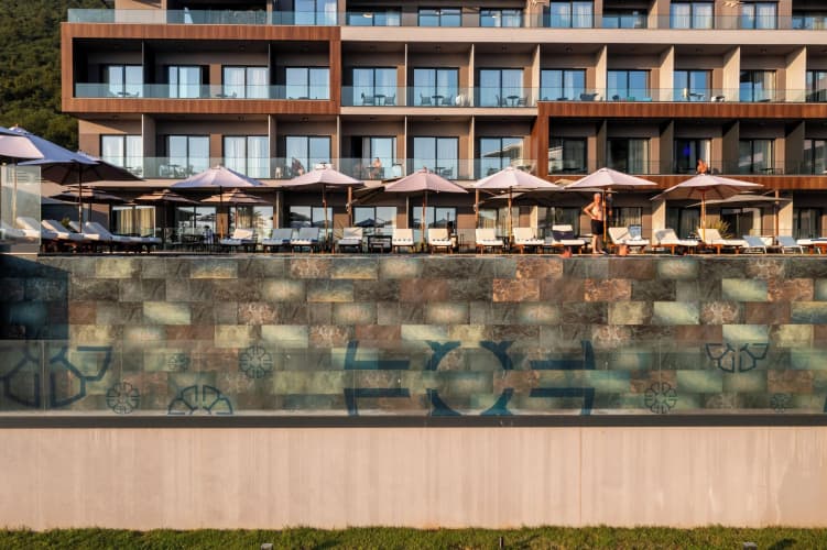 Royal Blue Resort And Residences 3