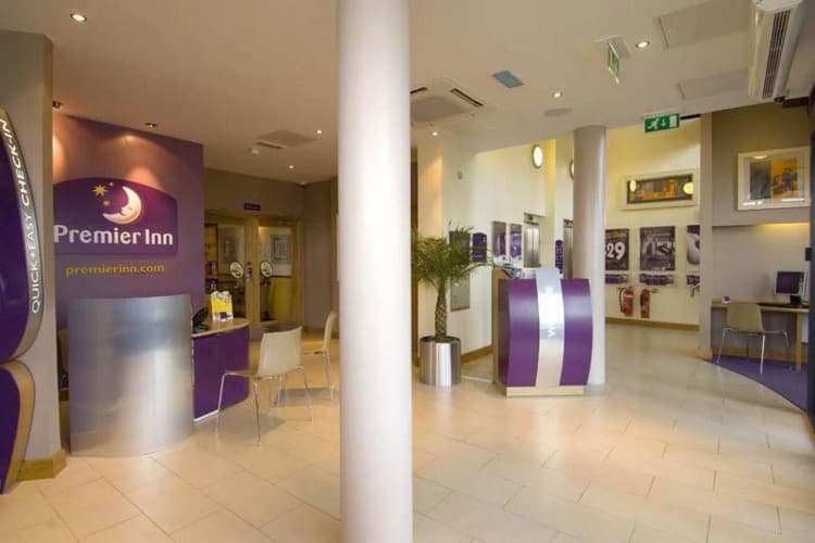 Premier Inn Doncaster Central 3