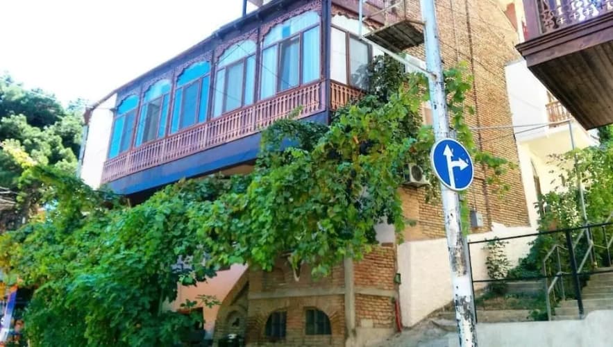 Sunny Tiflis (Adults Only) main