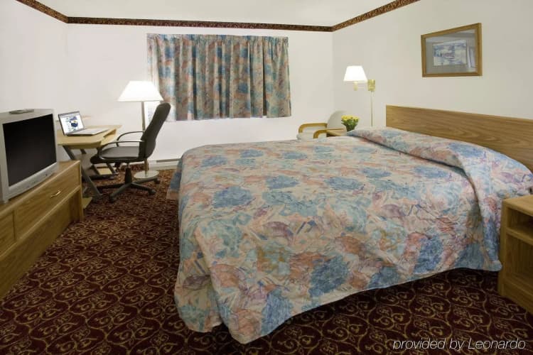 Waconia Inn And Suites 4