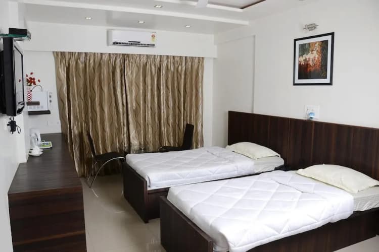 Suresh Inn 5